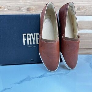 New FRYE Melanie‎ Women's Tan Leather Slip On Sneaker Flats Spring Shoes Size 8